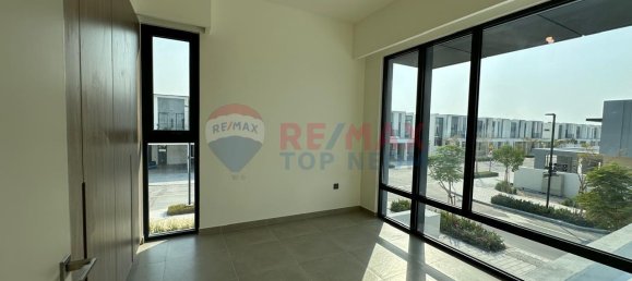 4 bedrooms Villa in The Valley, UAE No. 30809 10