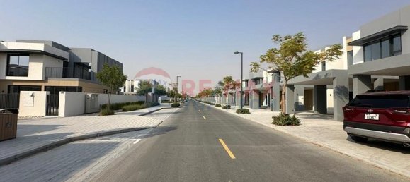 4 bedrooms Villa in The Valley, UAE No. 30809 24