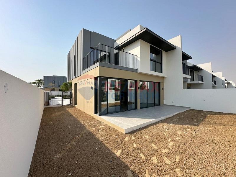 4 bedrooms Villa in The Valley, UAE No. 30809