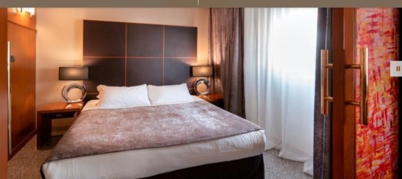 Studio in Nice, France No. 16969 11