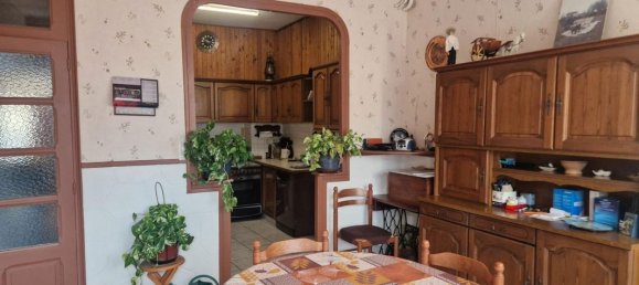 Дом с 3 спальнями в Флёрьель, Франция № 200179 3