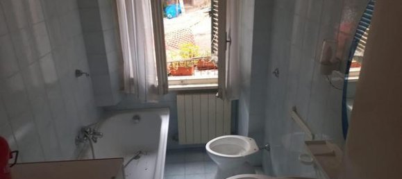 4 rooms Apartment in Teramo, Italy No. 252041 6