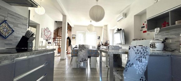 6 rooms Villa in Anzio, Italy No. 16385 6