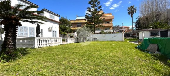 6 rooms Villa in Anzio, Italy No. 16385 23