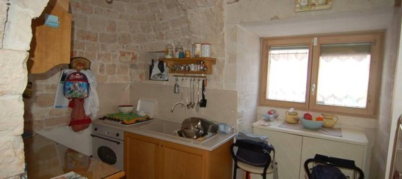 4 rooms House in Martina Franca, Italy No. 153656 8