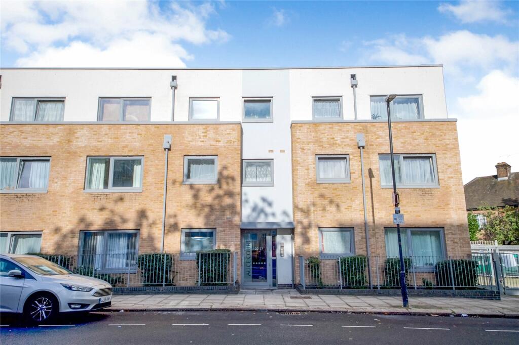 1 bedroom Apartment in London, United Kingdom No. 11489