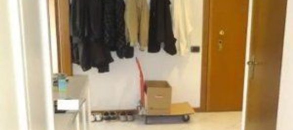 Квартира с 3 комнатами в Сесто Сан Джованни, Италия № 168023 2