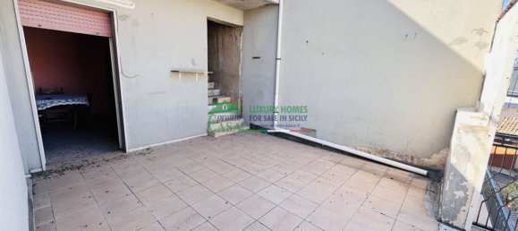 6 bedrooms House in Comiso, Italy No. 358421 22