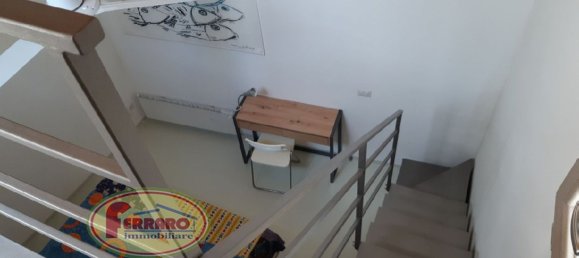 Дом с 4 комнатами в Шикли, Италия № 124577 14