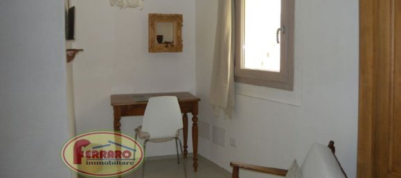 Дом с 4 комнатами в Шикли, Италия № 124577 9