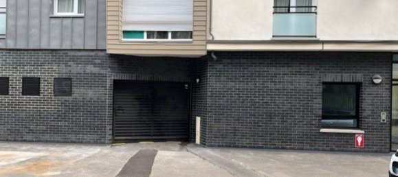  Parking in Rouen, France No. 347242 2