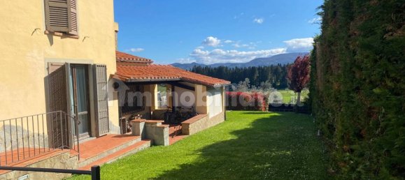 4 bedrooms Villa in Impruneta, Italy No. 189205 4