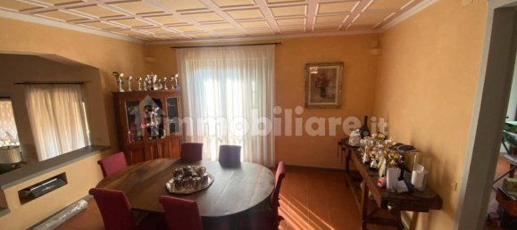 4 bedrooms Villa in Impruneta, Italy No. 189205 11