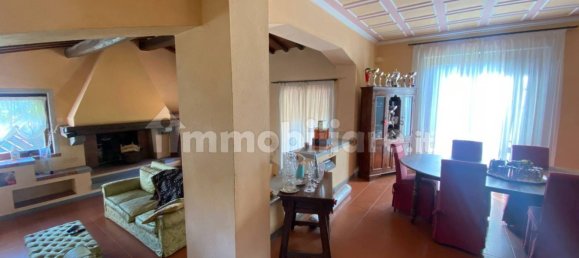 4 bedrooms Villa in Impruneta, Italy No. 189205 12