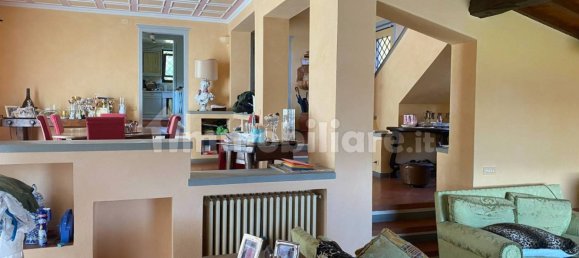 4 bedrooms Villa in Impruneta, Italy No. 189205 9