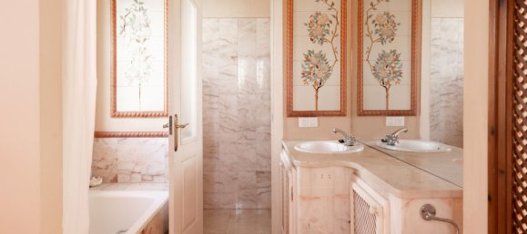 Вилла с 4 спальнями в Эстепона, Испания № 138581 21