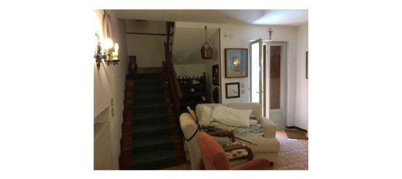 4 bedrooms House in Langhirano, Italy No. 293620 4