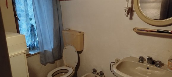 7 rooms House in Travo, Italy No. 121085 10