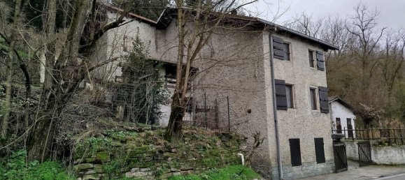 7 rooms House in Travo, Italy No. 121085 39