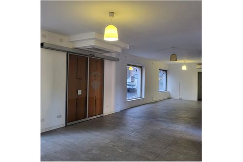 2 rooms Office in Casnate con Bernate, Italy No. 279223