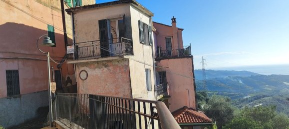 Casa de 5 habitaciónes en Cipressa, Italy No. 90064 33