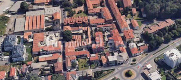 2 bedrooms Apartment in Macherio, Italy No. 295807 9