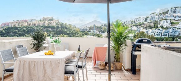 2 Schlafzimmer Penthouse in La Quinta, Spain, Nr. 147009 4