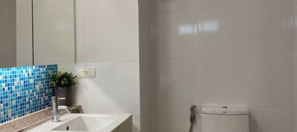 3 bedrooms Condo in Phra Khanong, Thailand No. 4516 10