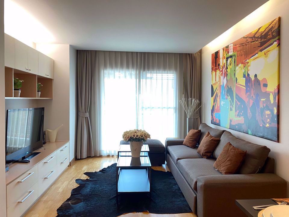 3 bedrooms Condo in Phra Khanong, Thailand No. 4516