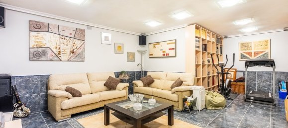 6 Schlafzimmer Haus in Villaviciosa de Odon, Spain, Nr. 144097 46