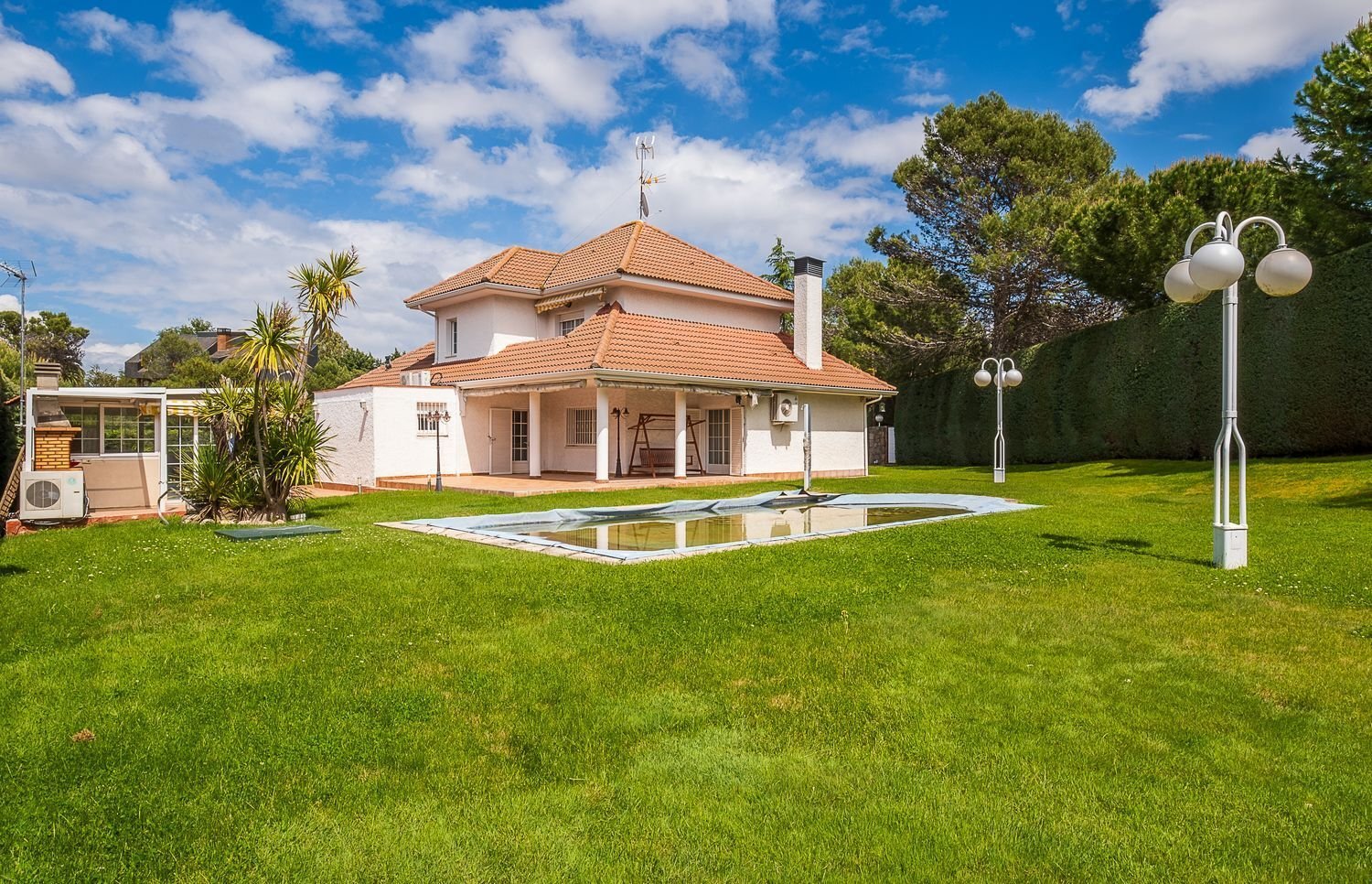 6 Schlafzimmer Haus in Villaviciosa de Odon, Spain, Nr. 144097