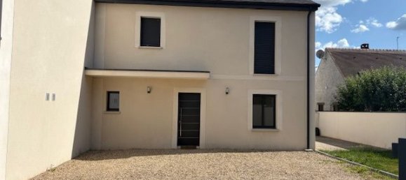 3 bedrooms House in Fitz-James, France No. 363603 7