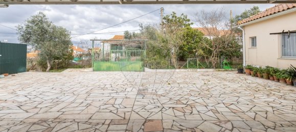 2 bedrooms House in Palmela, Portugal No. 172969 9