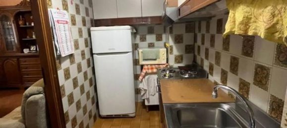 4 rooms Apartment in Turin, Italy No. 19270 4