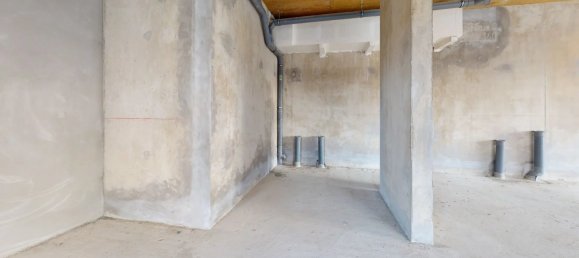 Коммерческая недвижимость 78м² в Компьень, Франция № 94593 5