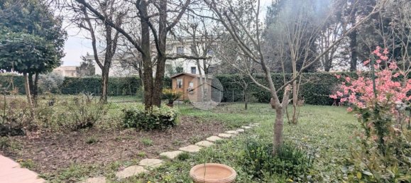 Casa de 4 habitaciónes en Treviso, Italy No. 37717 3