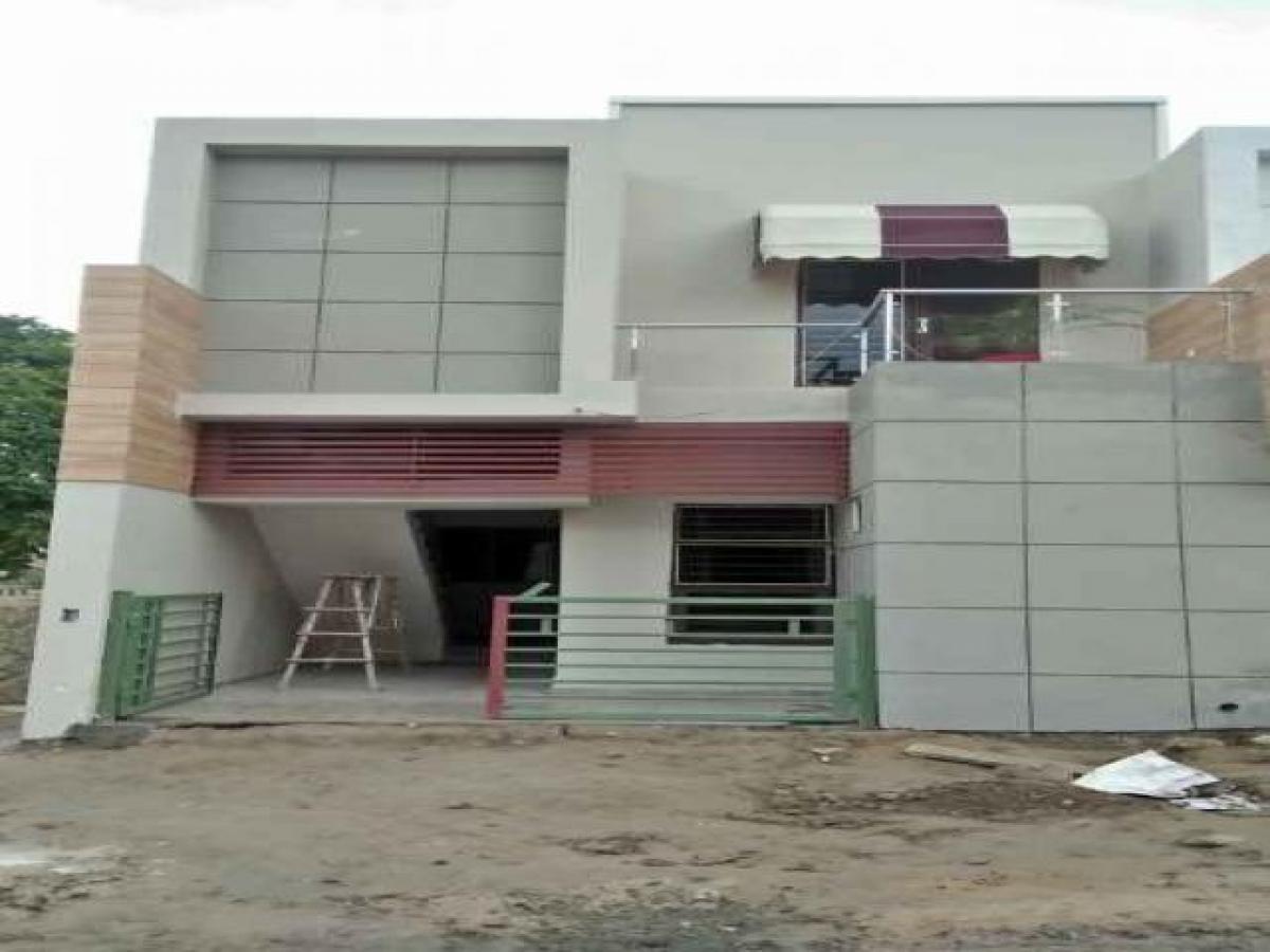 Casa de 3 dormitorios en Mohali, India No. 25757