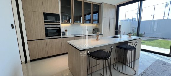 Вилла с 4 спальнями в Остров Саадият, ОАЭ № 25637 17