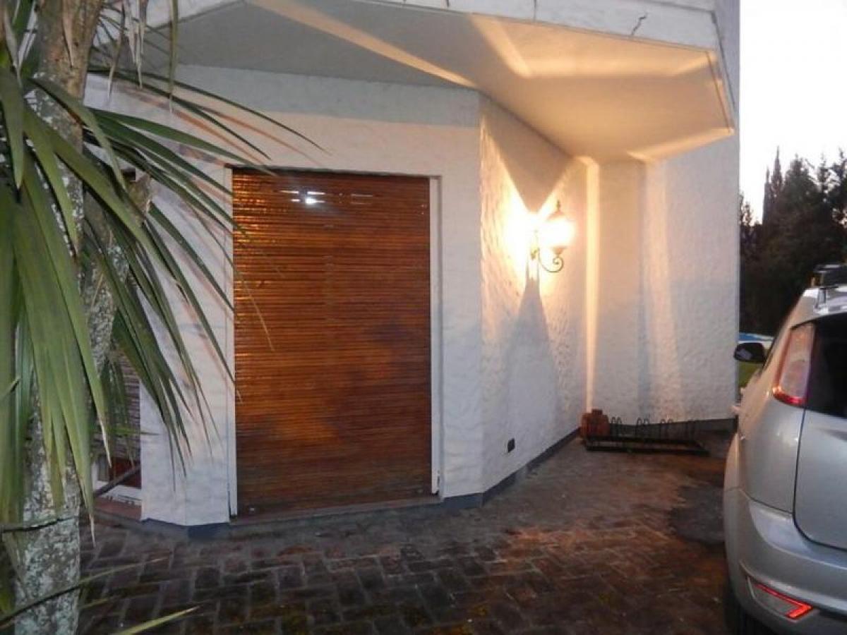 3 bedrooms House in Escobar, Argentina No. 58298