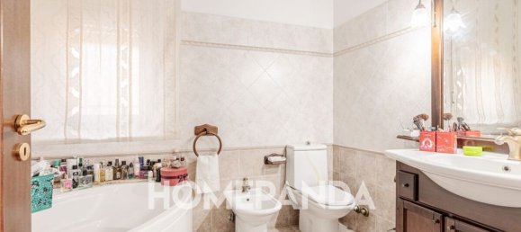 5 rooms Apartment in Motta Sant'Anastasia, Italy No. 48536 3