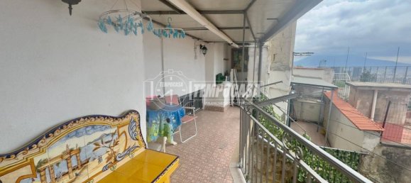 2 bedrooms Apartment in Naples, Italy No. 273892 5