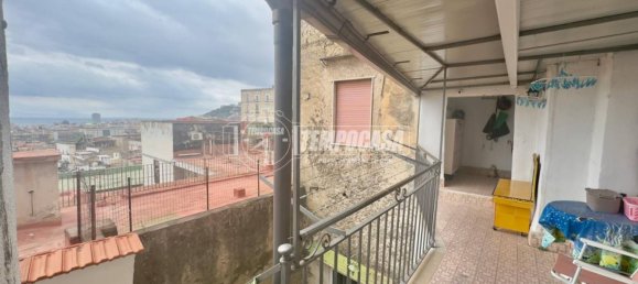 2 bedrooms Apartment in Naples, Italy No. 273892 4