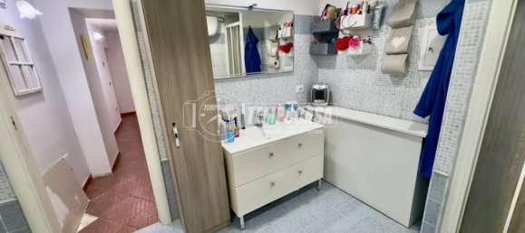 2 bedrooms Apartment in Naples, Italy No. 273892 25