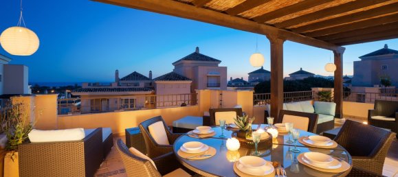 4 bedrooms Penthouse in Marbella, Spain No. 137973 4