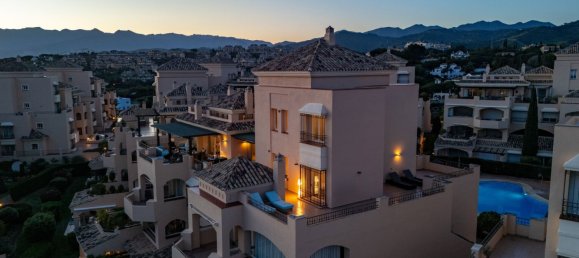 4 bedrooms Penthouse in Marbella, Spain No. 137973 24