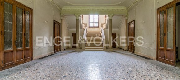 20 rooms Villa in Noventa di Piave, Italy No. 113588 3