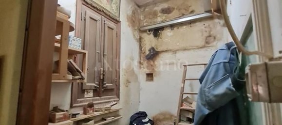 Gewerbliche Immobilie in Palermo, Italy 116m², Nr. 264888 13