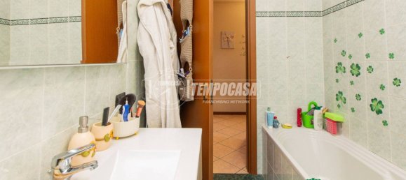 Apartamento de 2 dormitorios en Busto Arsizio, Italy No. 343338 18