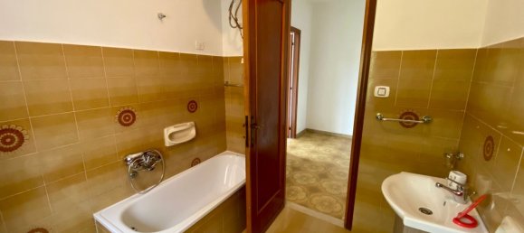 5-salle Appartement à Olbia, Italy No. 260544 25