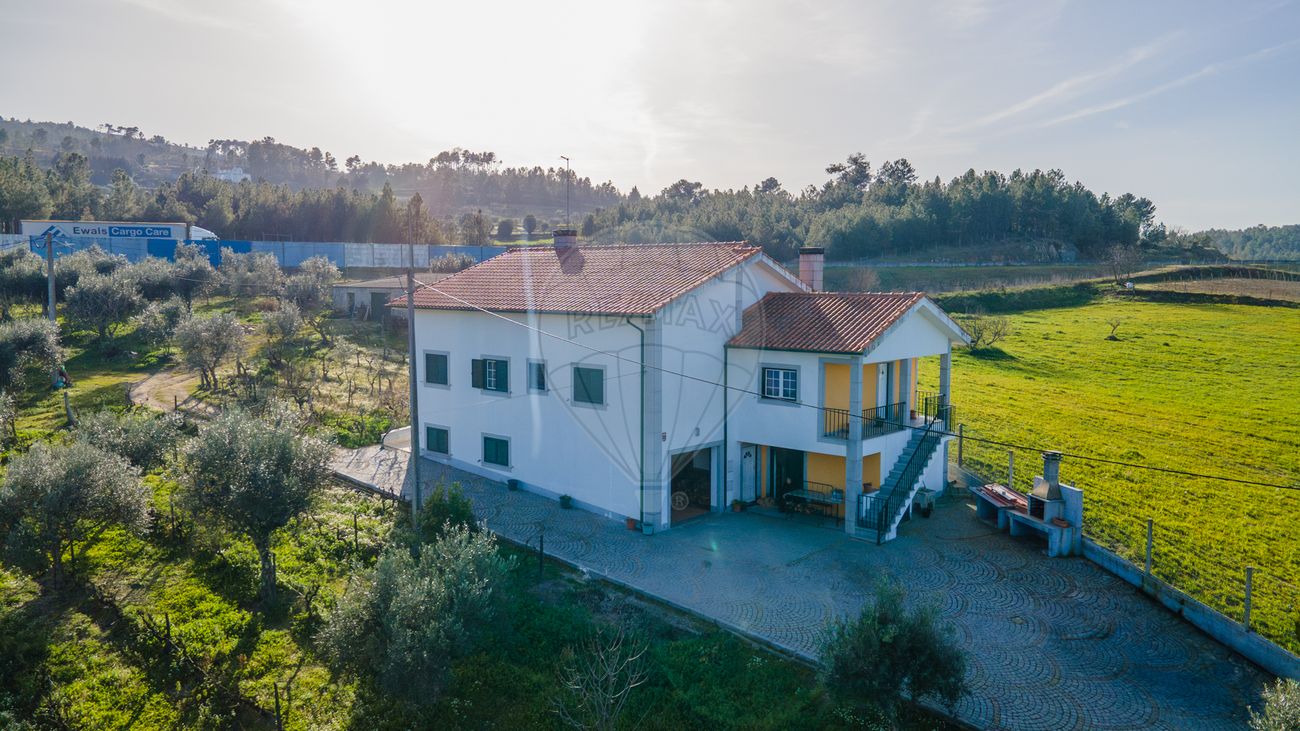 4 bedrooms House in Celorico da Beira, Portugal No. 36543